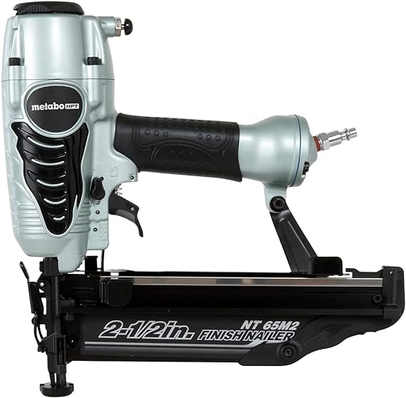 CLAVADORA DE ACABADO METABO CON BOQUILLA DE SOPLADO 2-1/2¨ 16GA CLAVADORA DE ACABADO METABO CON BOQUILLA DE SOPLADO 2-1/2¨ 16GA